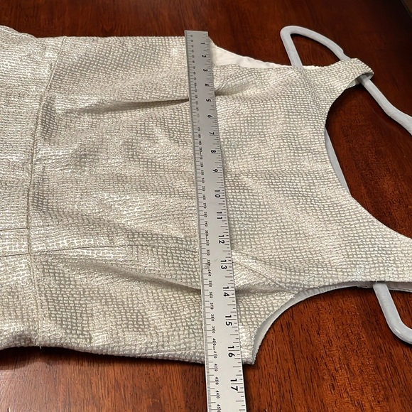 Dalia Elegant Silver Shimmer Sleeveless Dress with pockets size 6 - Picture 8 of 10